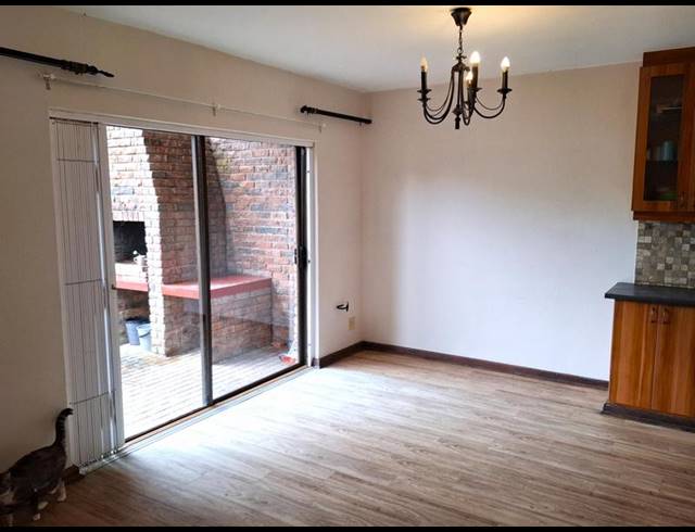 3 BEDROOM TOWNHOUSE FOR SALE IN KENRIDGE